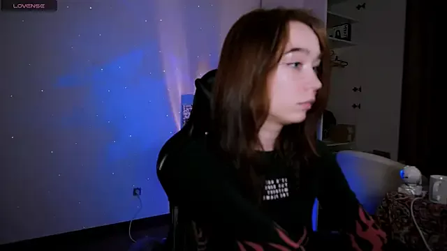 Kimiko__ on StripChat 