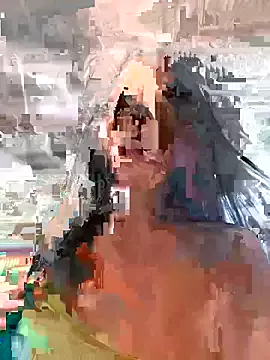 Offline KimKelly13 on StripChat