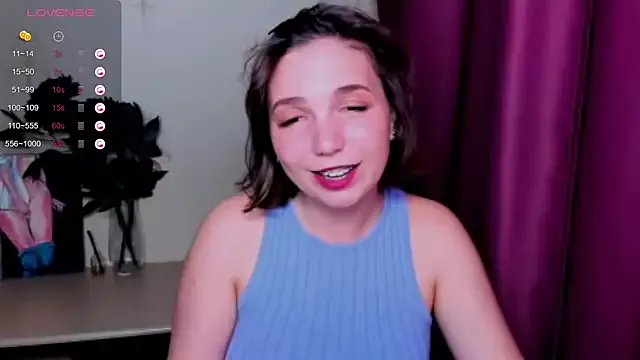 Offline KindHazelHere_ on StripChat