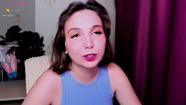 Offline KindHazelHere_ on StripChat