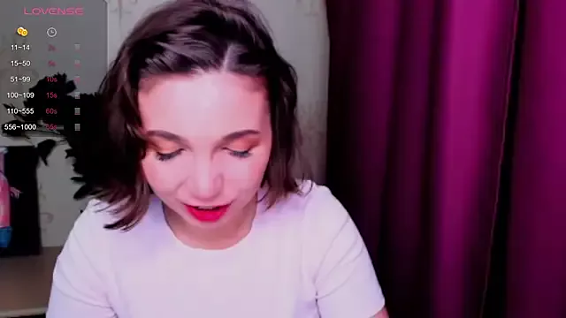 Offline KindHazelHere_ on StripChat