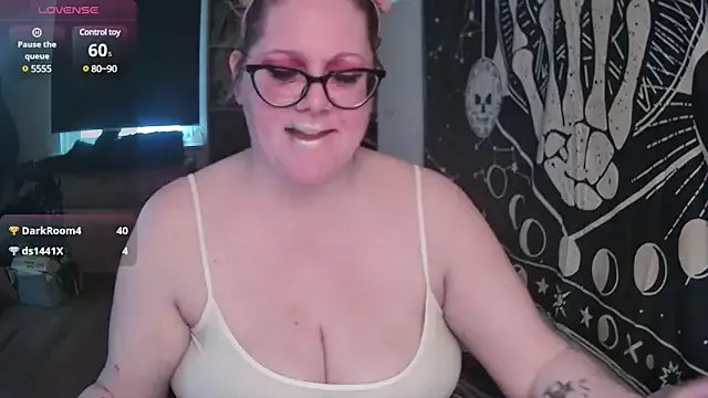 Kinky_Witch on StripChat