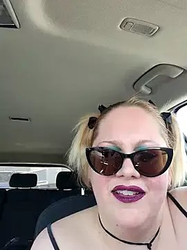 Kinky_Witch on StripChat