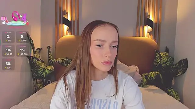 Kira_Quinn on StripChat