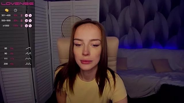 Kira_Quinn on StripChat