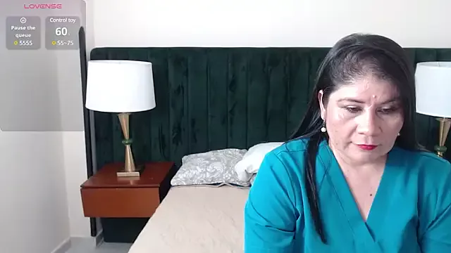 Freechat kiraGeiner on StripChat