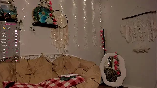 Kiralotus on StripChat