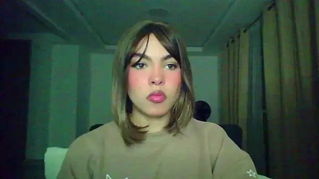 Kiri_Cutee on StripChat