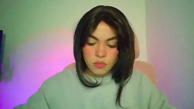 Kiri_Cutee on StripChat