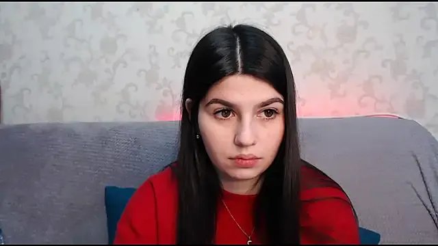 KisaModel on StripChat