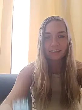 KisaVixen on StripChat