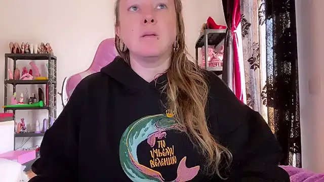 kisicaxx on StripChat