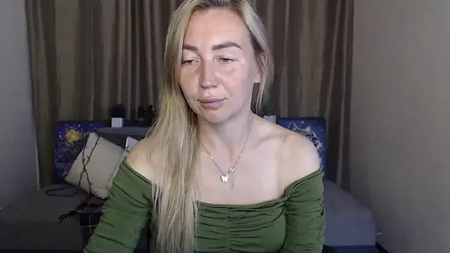 Offline Kiss_julli88I on StripChat