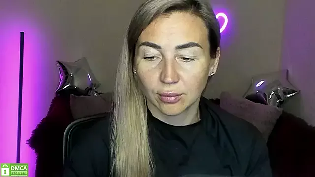 Offline Kiss_julli88I on StripChat