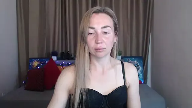 Offline Kiss_julli88I on StripChat