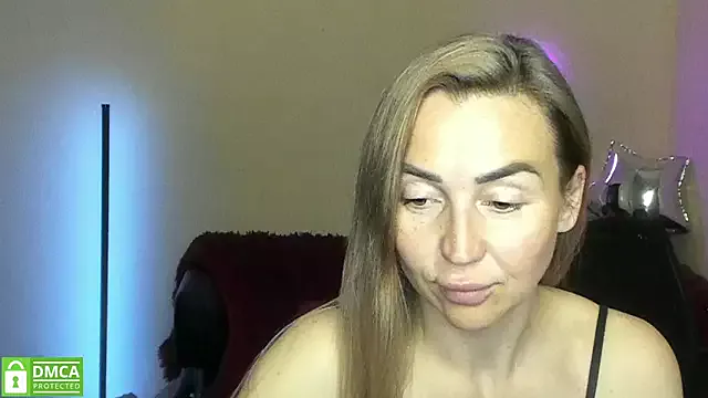 Offline Kiss_julli88I on StripChat