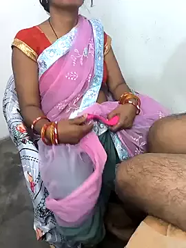 Offline Kissing_Couple on StripChat