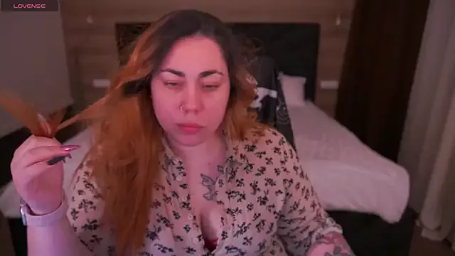 Offline Kittywakee on StripChat