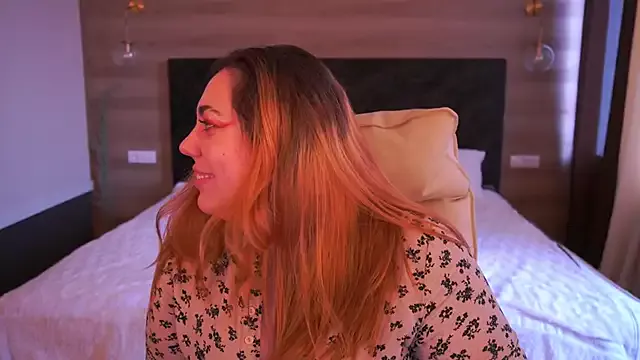 Offline Kittywakee on StripChat