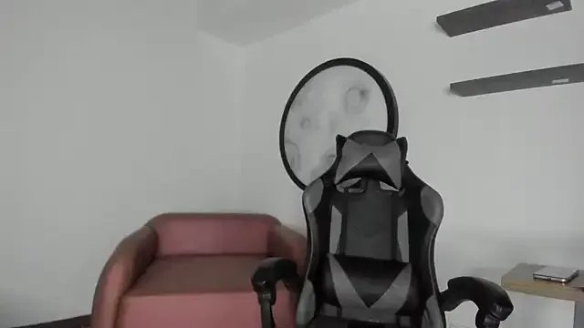 klariz09 on StripChat