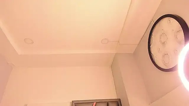 klariz09 on StripChat