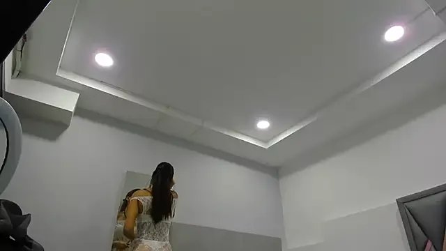 klariz09 on StripChat