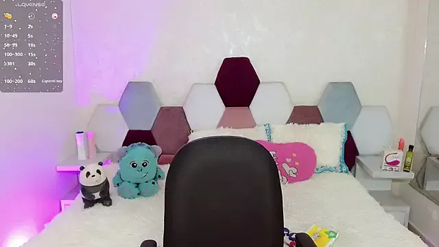 Offline kushina_uzumaki75 on StripChat