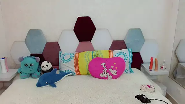 Offline kushina_uzumaki75 on StripChat