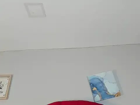 kylie1_ls on StripChat