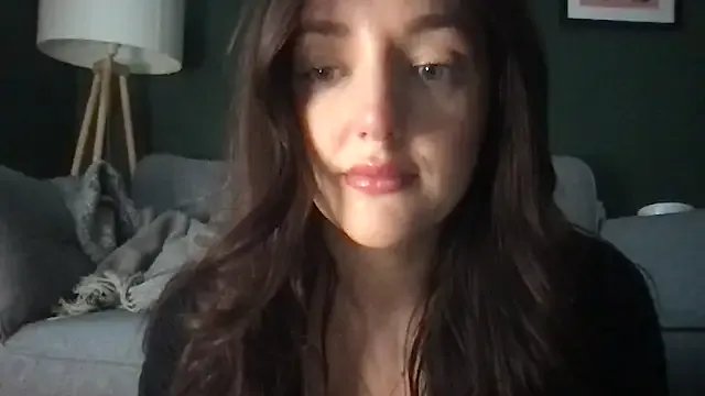 laceyjames24 on StripChat