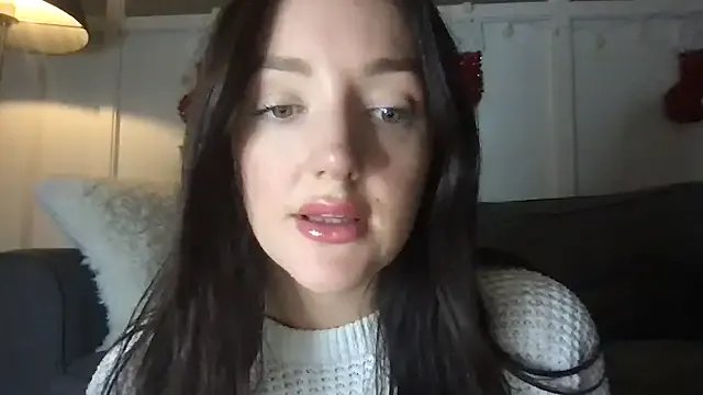 laceyjames24 on StripChat