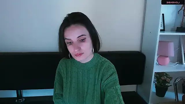 LaimaV_ on StripChat