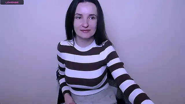 LaimaV_ on StripChat