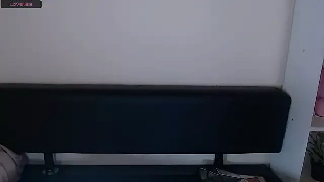 LaimaV_ on StripChat