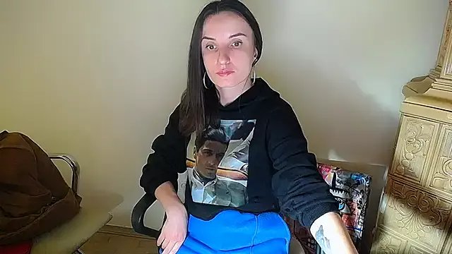 LaimaV_ on StripChat