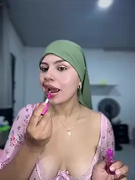 lalilamassu1 on StripChat 