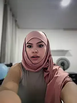 lalilamassu1 on StripChat 