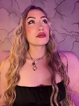 Lally_Valencia__ on StripChat