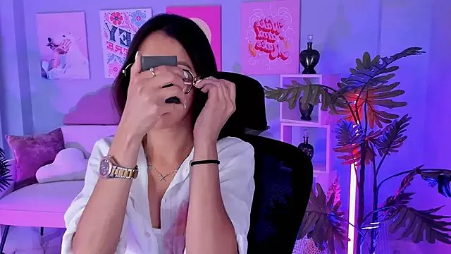 LanaBaker on StripChat