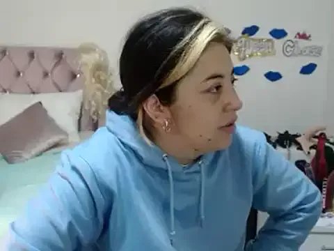 lanaqueen699 on StripChat