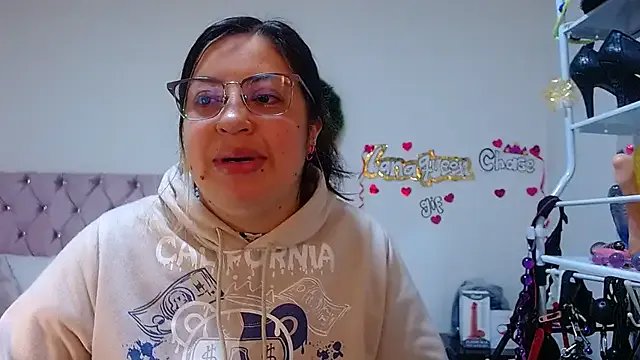 lanaqueen699 on StripChat