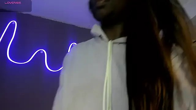 lanna_bx on StripChat