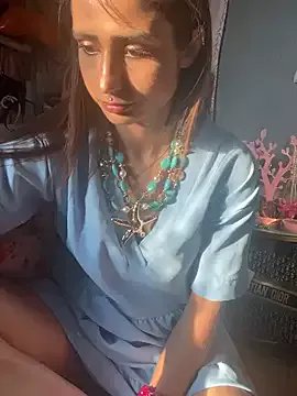 LaPetitechienne1 on StripChat