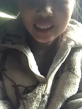 las-bella on StripChat