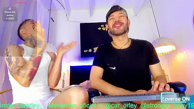 LatinMilk_ on StripChat