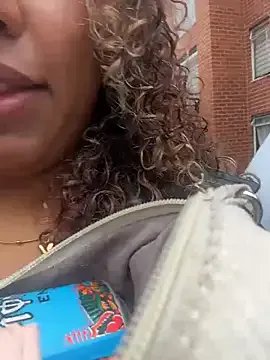 lauraltt — Freechat on StripChat