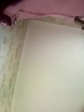 Lauren_Amabel on StripChat