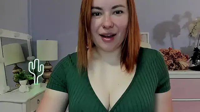 LAYLAxSTAR on StripChat