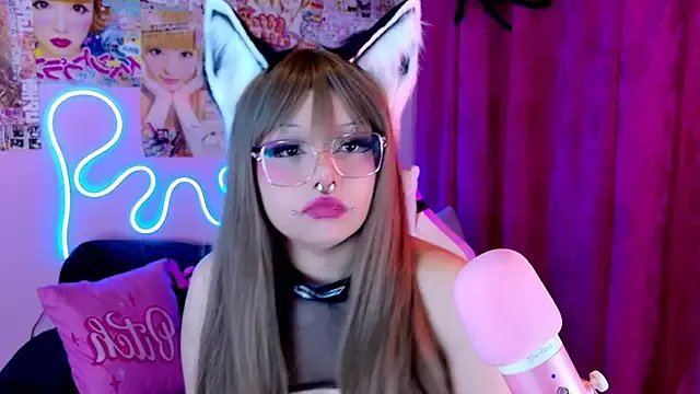 LaytonBox on StripChat