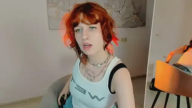 LeelooYolo on StripChat